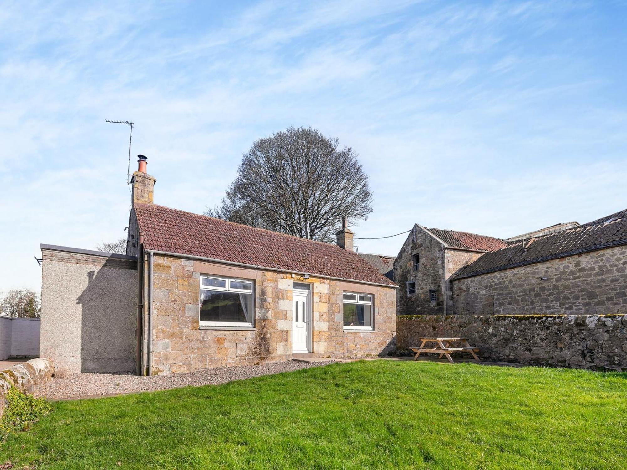 The Old Shepherds Cottage 피틀레시 외부 사진